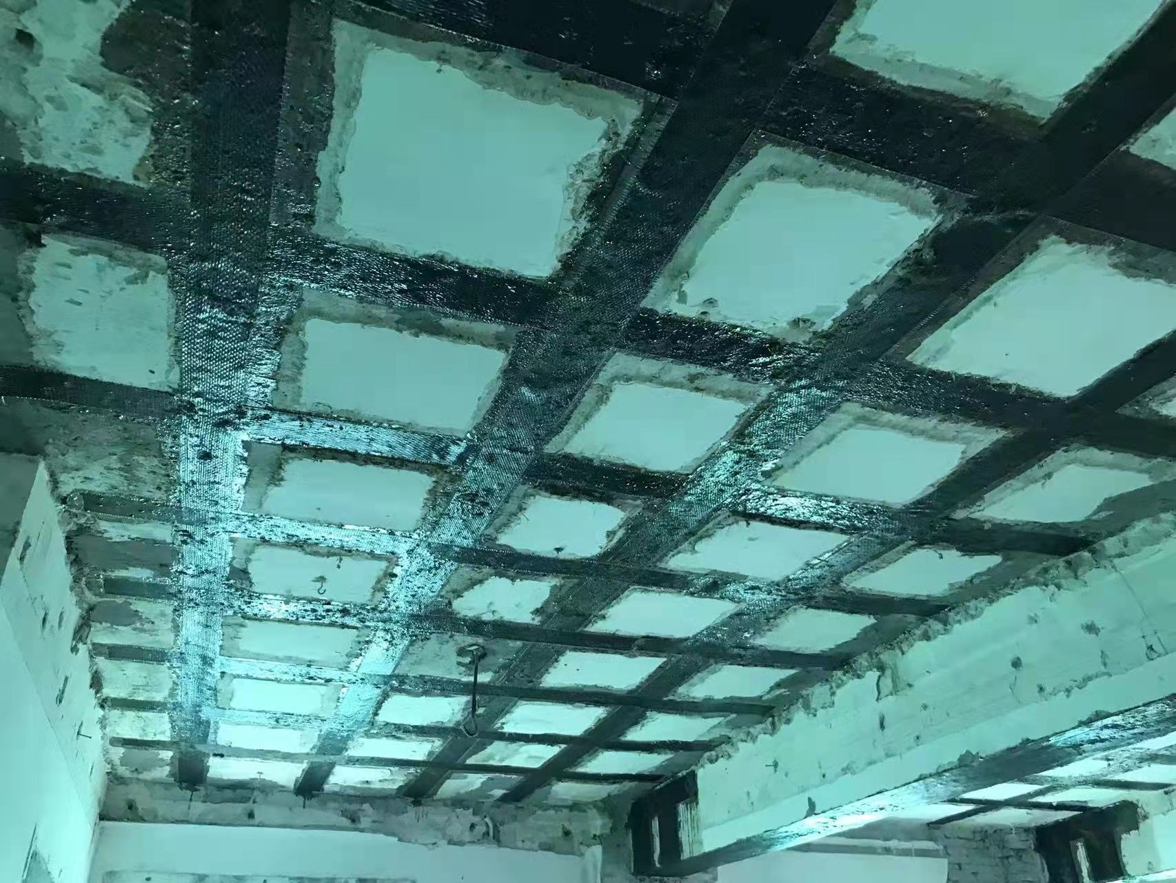 房县粘碳纤维布施工工艺